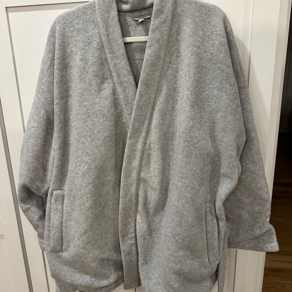 SKIMS Short Gray Robe - Picture 4 of 4